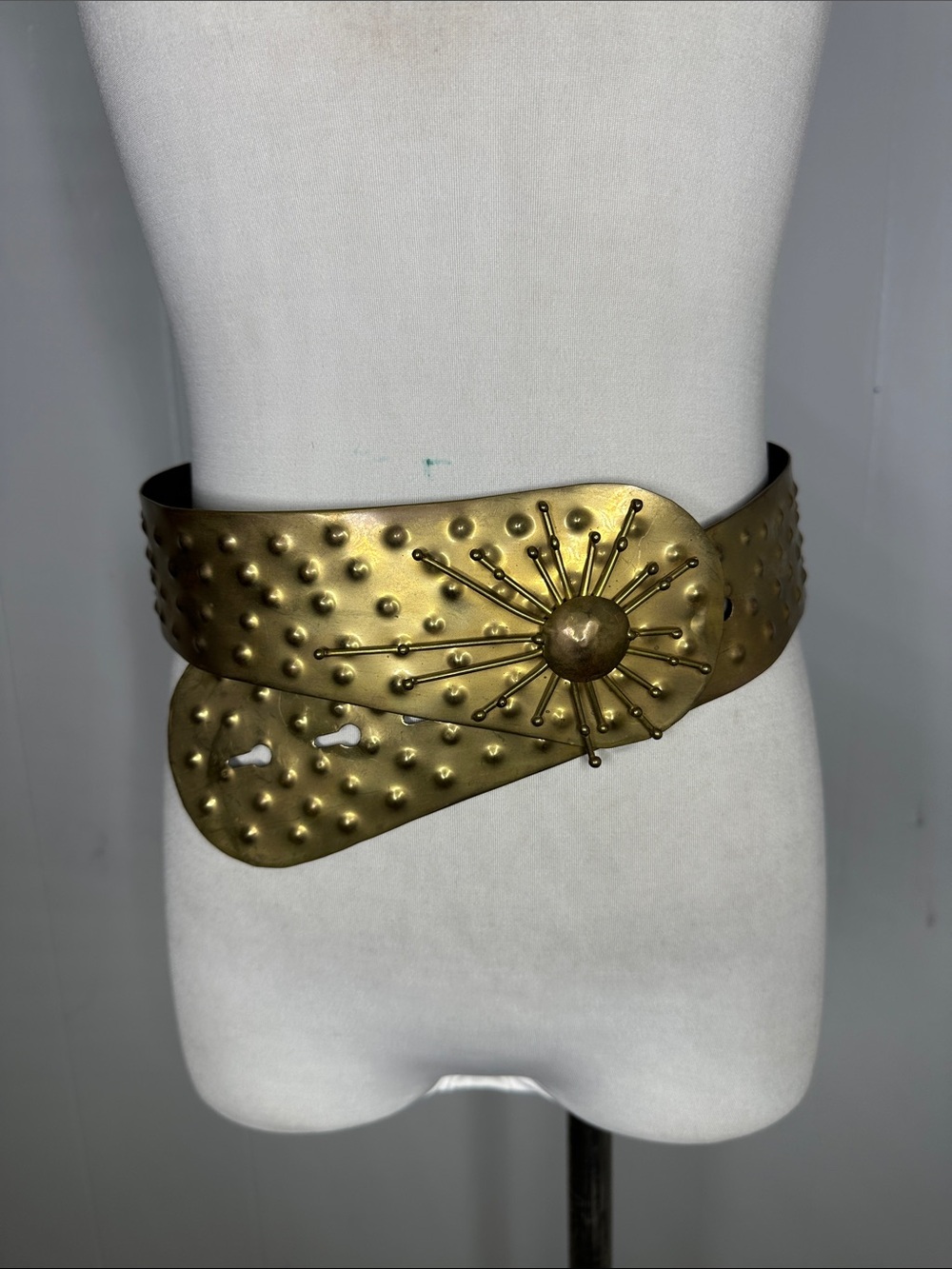 Vintage Solid Metal Brutalist Starburst Belt 70s